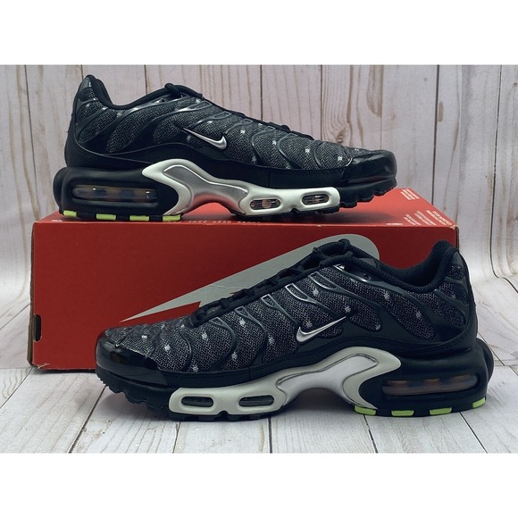 Nike Air Max Plus SE Black Chrome Size 7 DM7570‑001 main image 8